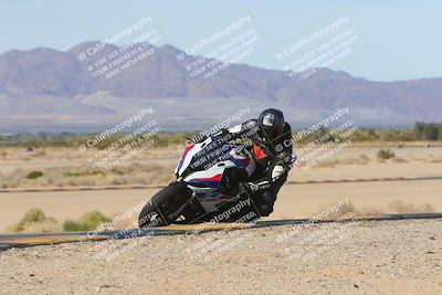 media/Dec-10-2023-SoCal Trackdays (Sun) [[0ce70f5433]]/Turn 9 Inside Set 1 (1115am)/